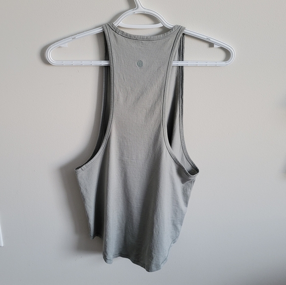Lululemon tank - Picture 2 of 2
